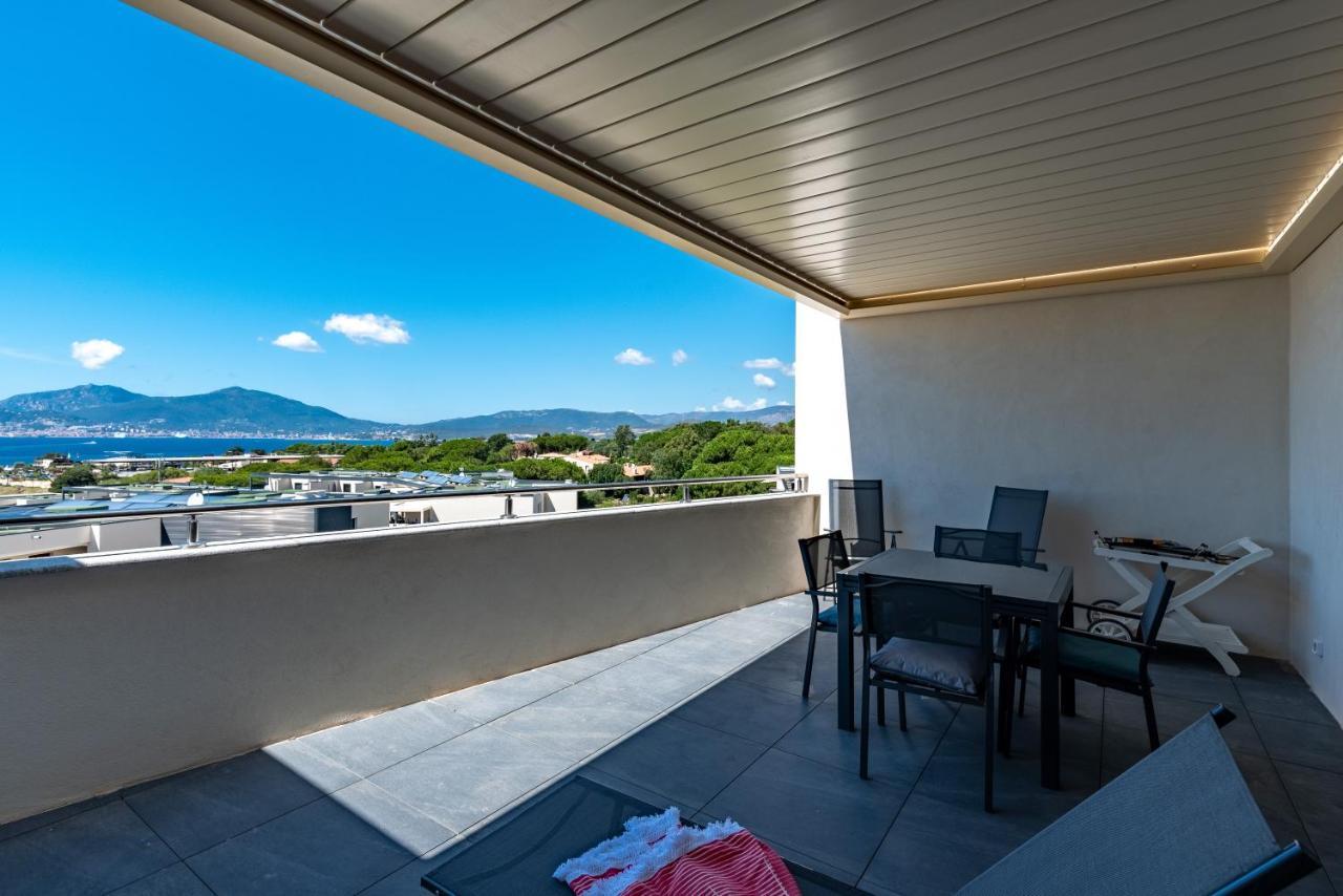 Vita Apartment